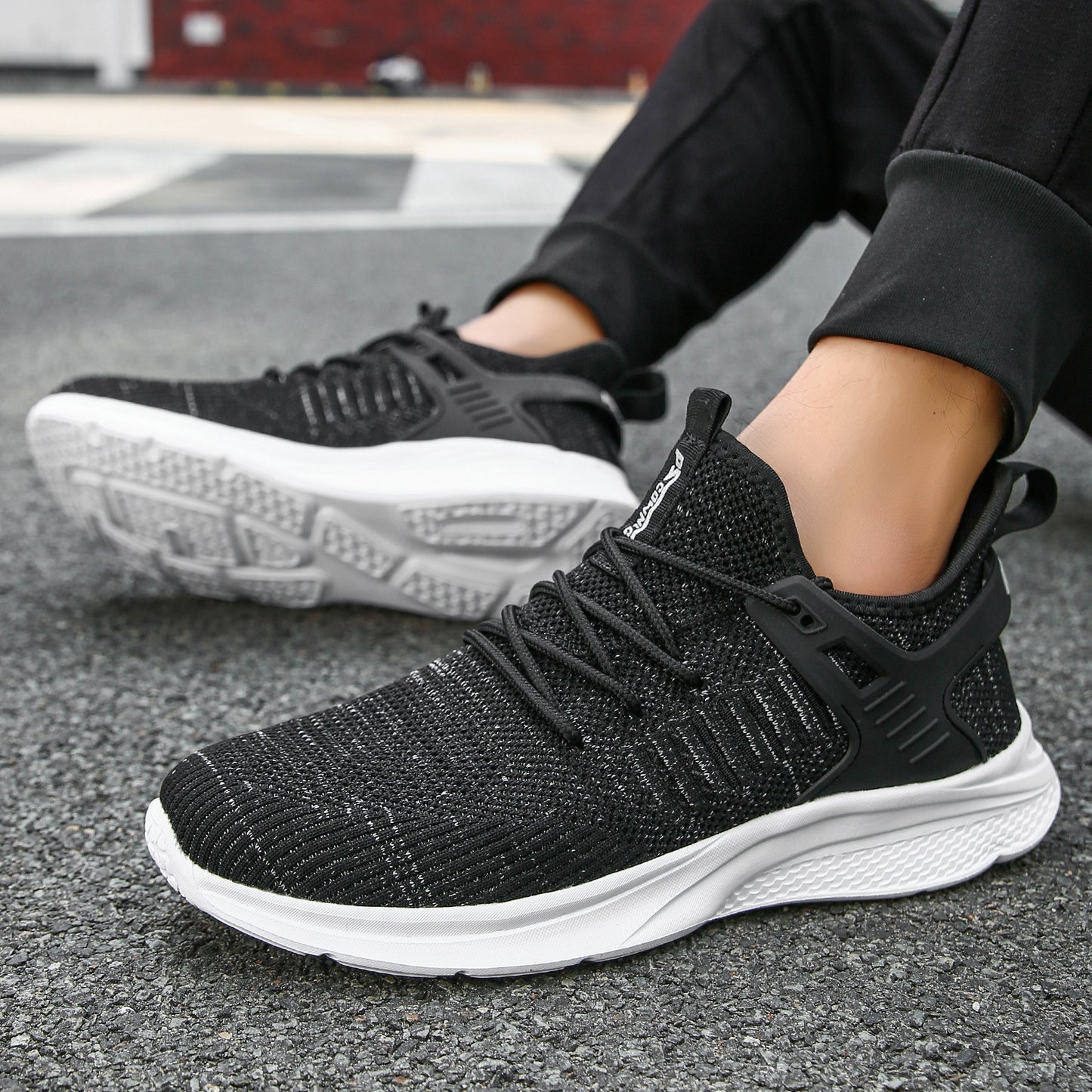 Leisure Flyknit Mesh Shoes