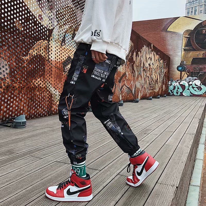 New Cropped Pants For The Summer Hip-Hop Instagram Campaign