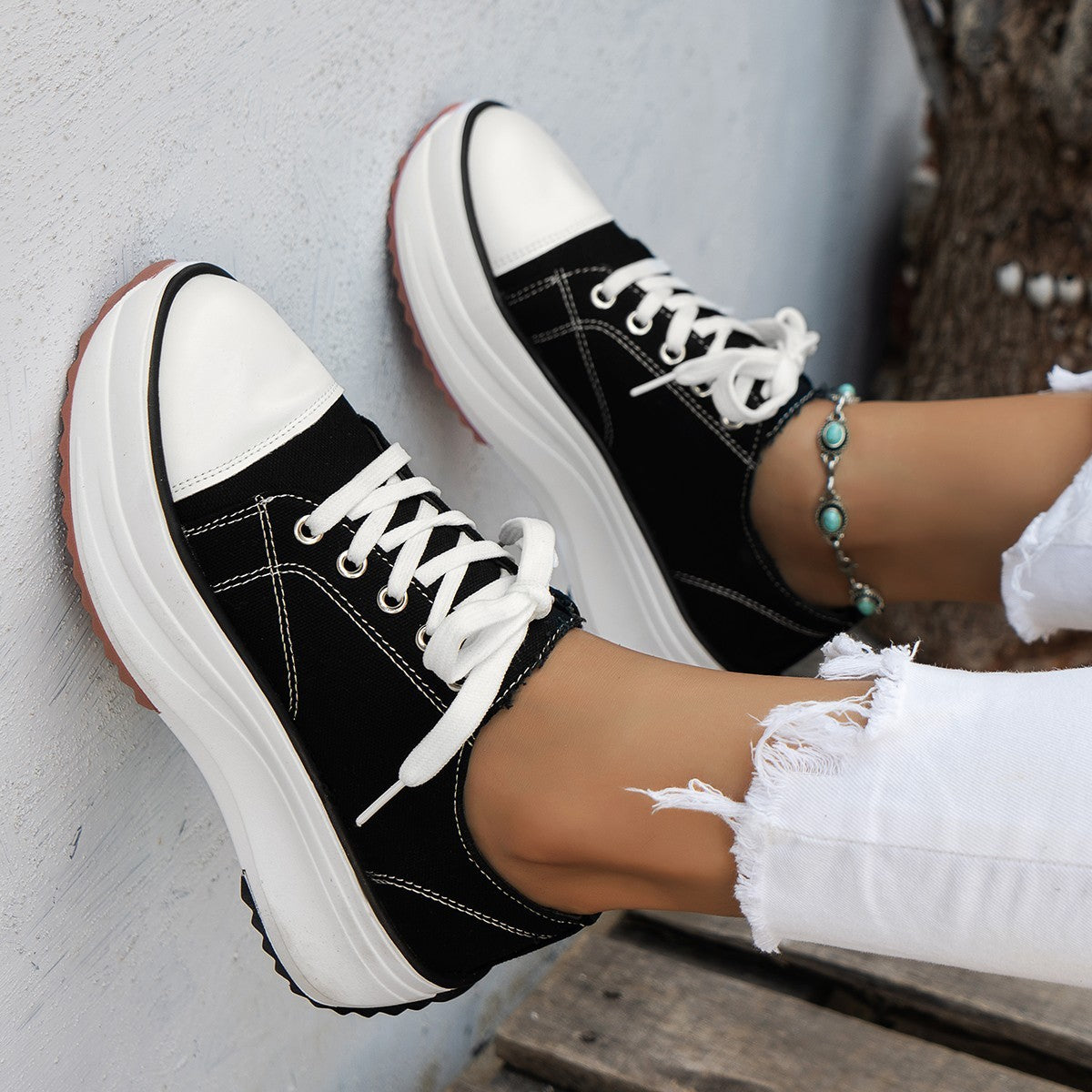 Low-top Lace Up Casual Shoes