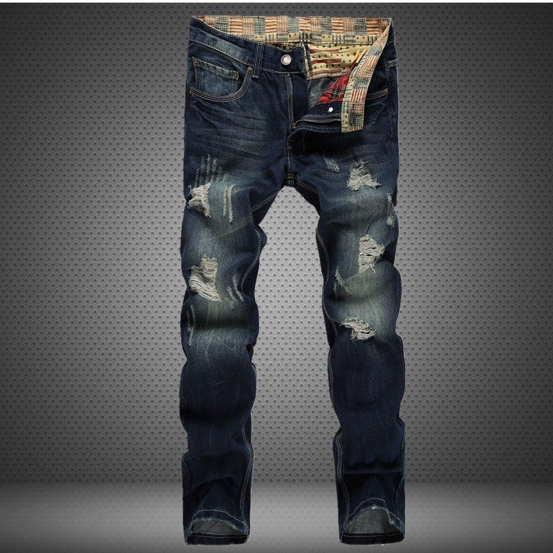 Herenjeans met gat en rechte pijp