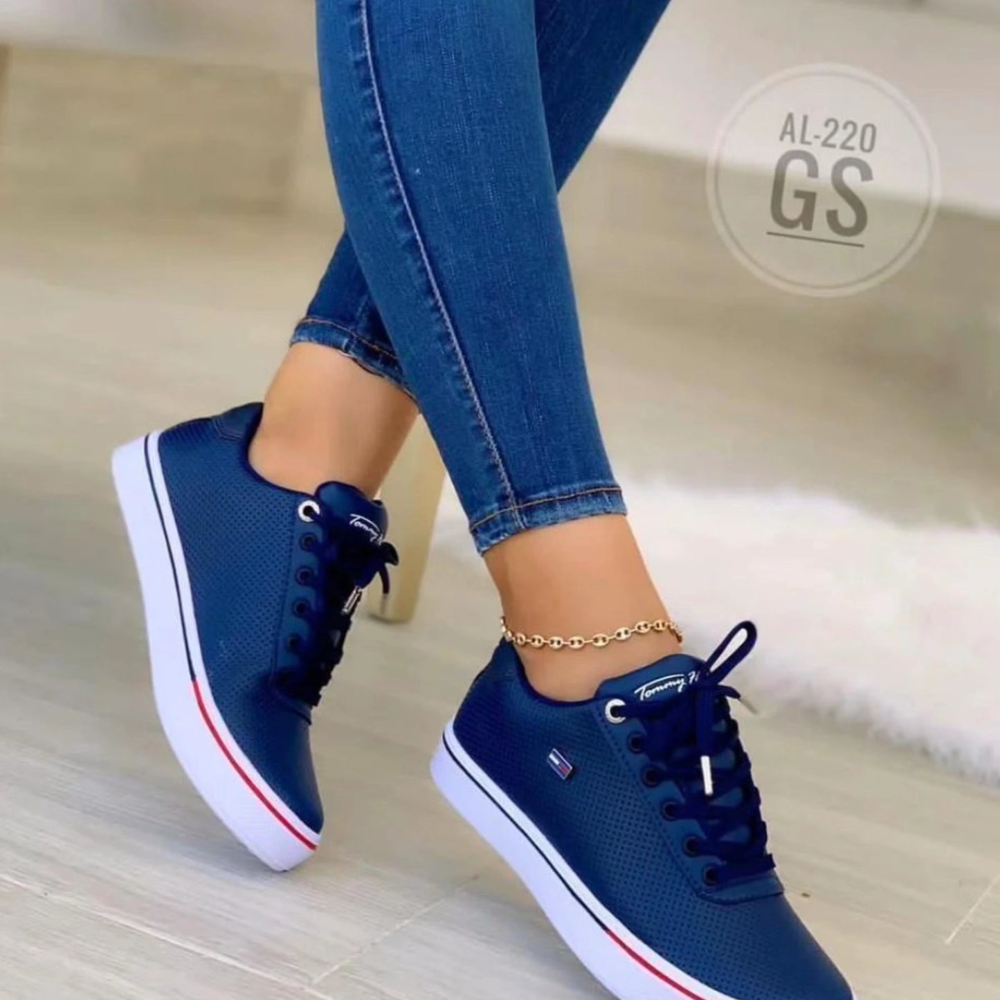 Lace Up Casual Flat Shoes