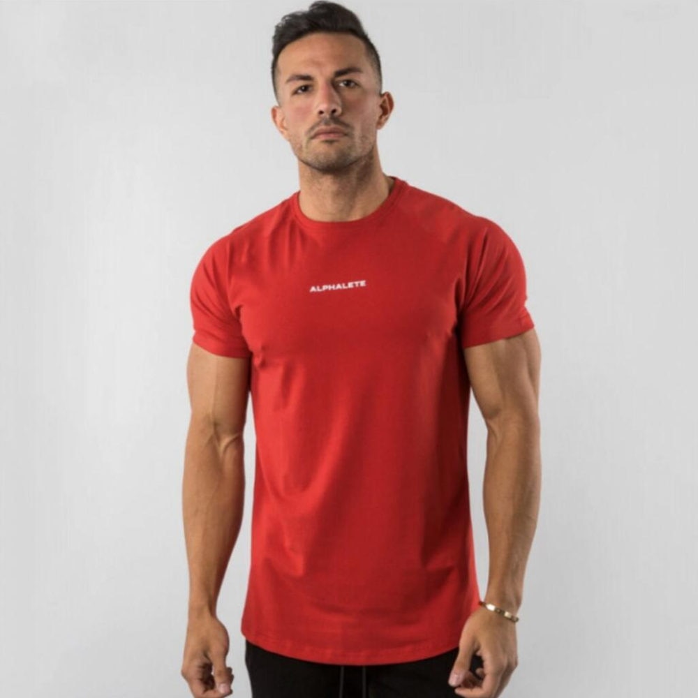 Getailleerd gym-T-shirt